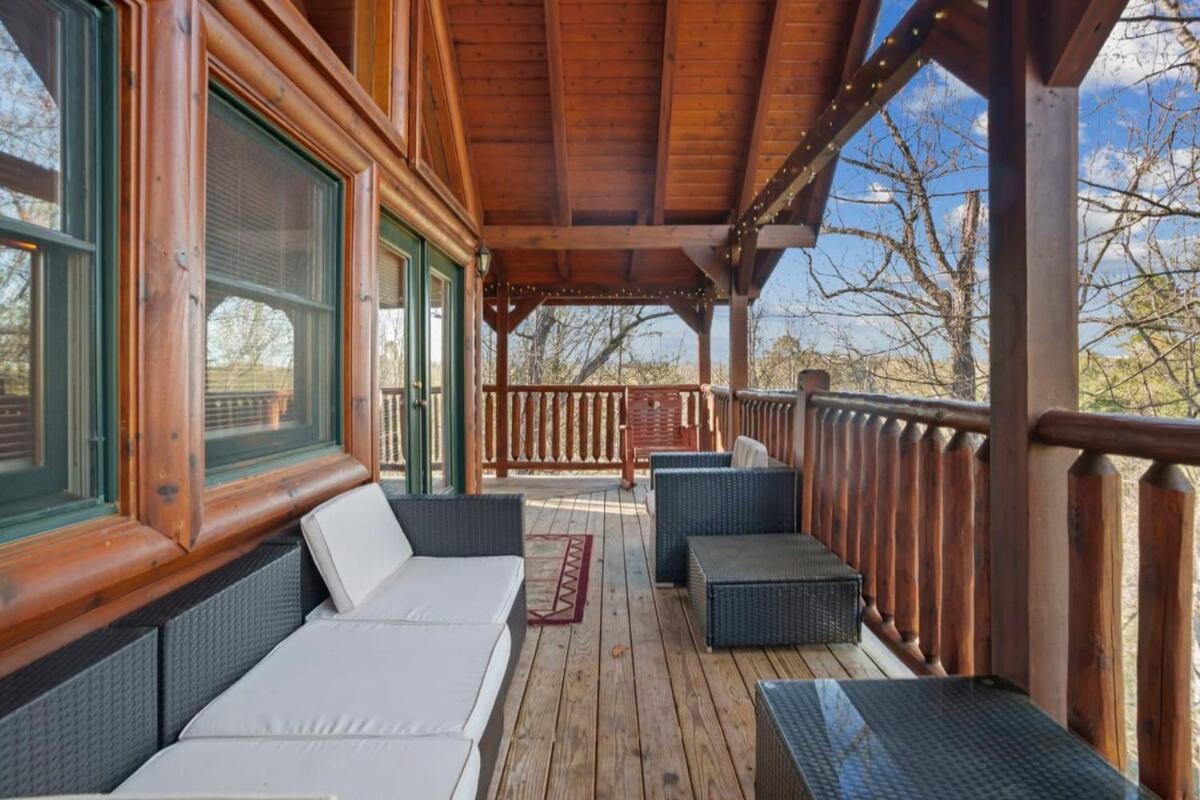 Stunning Mountain Cabin W Hot Tub Gatlinburg Luaran gambar