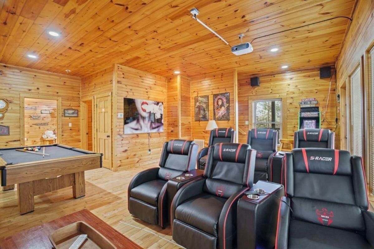 Stunning Mountain Cabin W Hot Tub Gatlinburg Luaran gambar