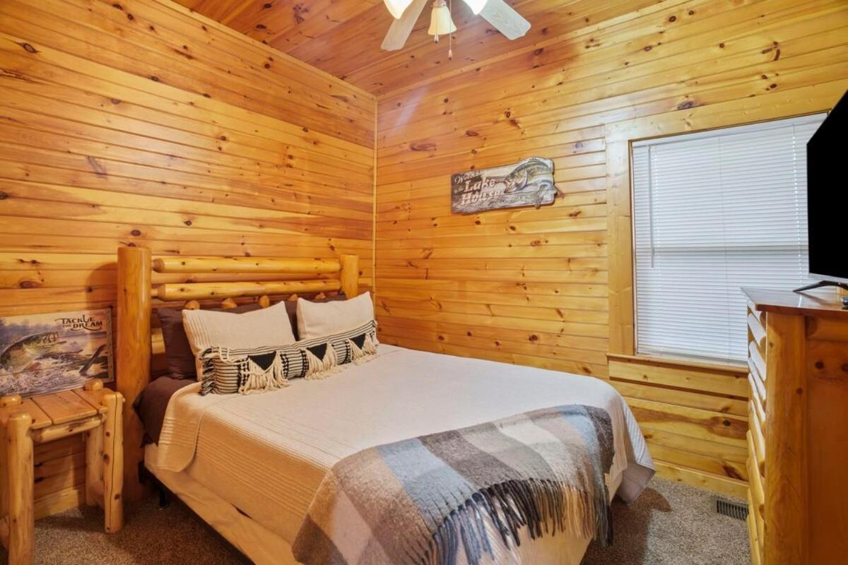 Stunning Mountain Cabin W Hot Tub Gatlinburg Luaran gambar
