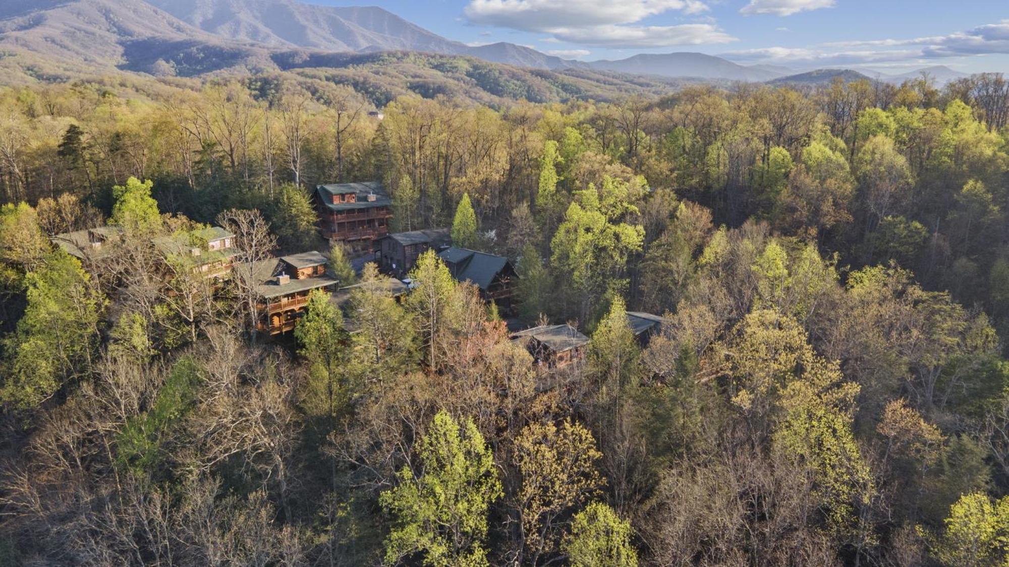 Stunning Mountain Cabin W Hot Tub Gatlinburg Luaran gambar
