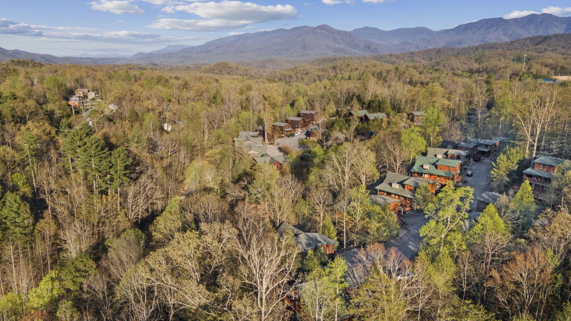 Stunning Mountain Cabin W Hot Tub Gatlinburg Luaran gambar